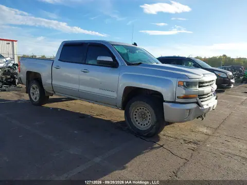3GCUKREC8JG226240 — 2018 Chevrolet Silverado 1500 2LT, Передняя часть (Front), фото до ремонта