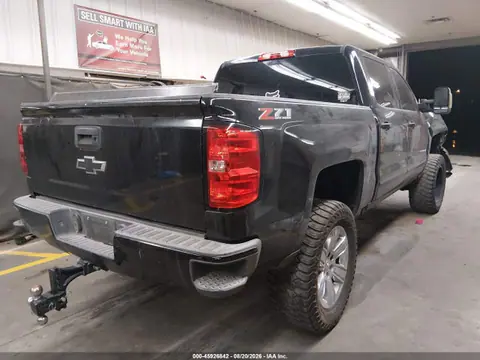 2018 Chevrolet Silverado 1500 2lt VIN 3GCUKREC0JG136466 фото 4