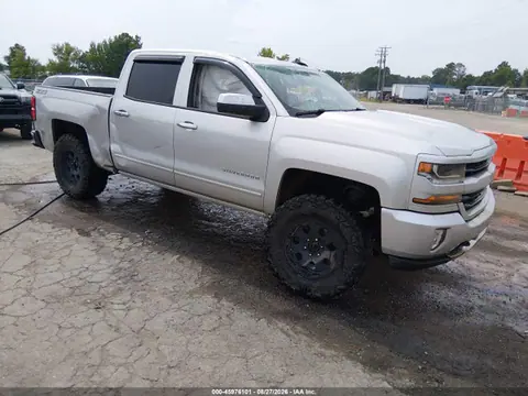 3GCUKREC9JG118211 — 2018 Chevrolet Silverado 1500 2LT, Опрокидывание (Rollover), фото до ремонта