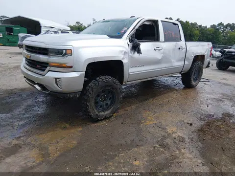 2018 Chevrolet Silverado 1500 2lt VIN 3GCUKREC9JG118211 фото 2