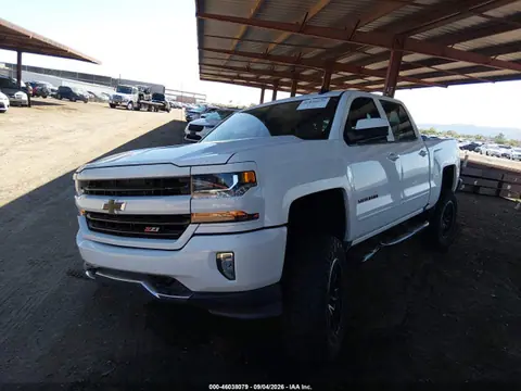 2018 Chevrolet Silverado 1500 2lt VIN 3GCUKREC1JG350091 фото 2