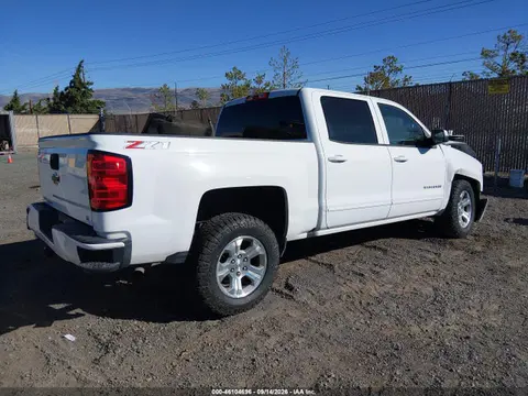 2018 Chevrolet Silverado 1500 2lt VIN 3GCUKRECXJG110568 фото 4