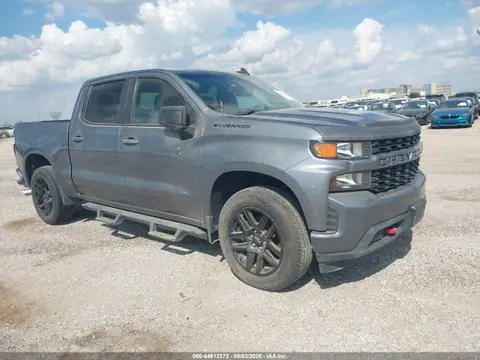 3GCPWBEH2MG186052 — 2021 Chevrolet Silverado 1500 2WD Short Bed Custom, Левый бок (Left Side), фото до ремонта