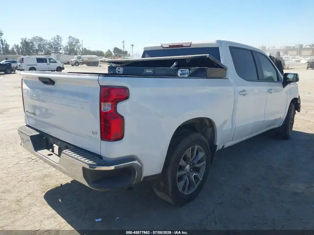 1GCPWCEDXLZ131737 — 2020 Chevrolet Silverado 1500 2WD Short Bed LT, фото 4 с аукциона IAAI 14.10.2026, Пожар двигателя