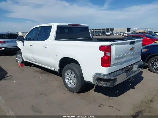 1GCPACEK0RZ243100 — 2024 Chevrolet Silverado 1500 2WD Short Bed LT, фото 3 с аукциона IAAI 29.09.2026, Передняя часть слева