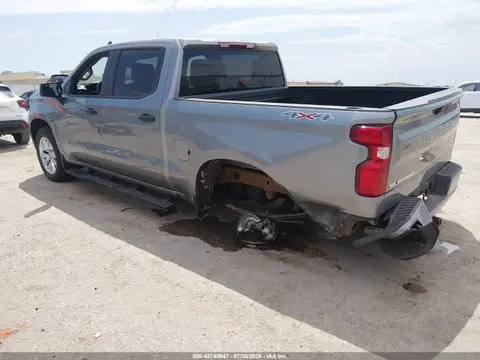2026 Chevrolet Silverado 1500 4wd Short Bed Custom VIN 1GCPKBEK1TZ367892 фото 3