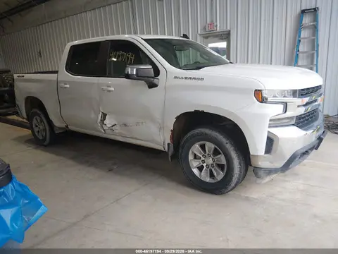 1GCUYDED3MZ238262 — 2021 Chevrolet Silverado 1500 4WD Short Bed LT, Правый бок (Right Side), фото до ремонта