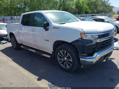 1GCUDDED2RZ118052 — 2024 Chevrolet Silverado 1500 4WD Short Bed LT, Left & Right Side, фото до ремонта