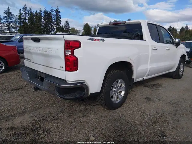 1GCRYDED4LZ131824 — 2020 Chevrolet Silverado 1500 4WD Standard Bed LT, фото 4 с аукциона IAAI 14.10.2026, Левый бок