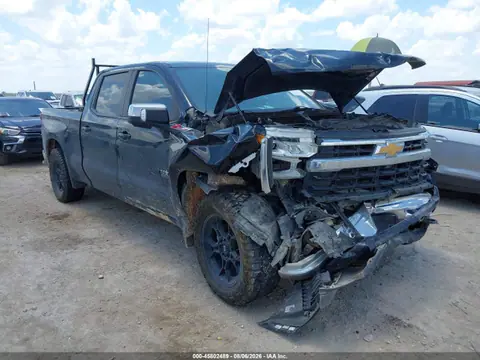 3GCUDDE88PG222710 — 2023 Chevrolet Silverado 1500 4WD Standard Bed LT, Передняя часть (Front End), фото до ремонта