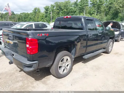 2018 Chevrolet Silverado 1500 Custom VIN 1GCVKPEC2JZ371010 фото 4