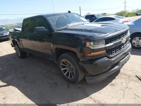 3GCPCPEC2JG175994 — 2018 Chevrolet Silverado 1500 Custom, Левый бок (Left Side), фото до ремонта