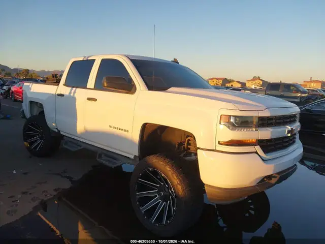 3GCPCPEC4JG579959 — 2018 Chevrolet Silverado 1500 Custom, Левый бок (Left Side), фото до ремонта