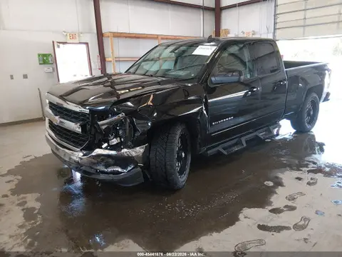 2019 Chevrolet Silverado 1500 Ld Lt VIN 2GCVKPEC3K1146797 фото 2