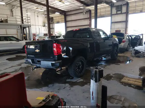 2019 Chevrolet Silverado 1500 Ld Lt VIN 2GCVKPEC3K1146797 фото 4