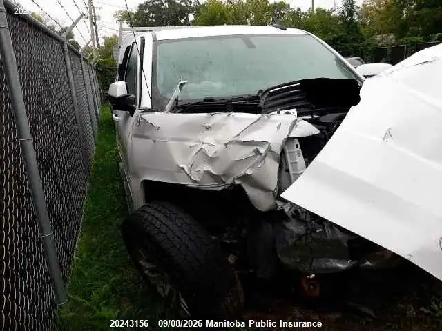 3GCUKRECXJG333063 — 2018 Chevrolet Silverado 1500 LT Crew Cab, Передняя часть (Front), фото до ремонта