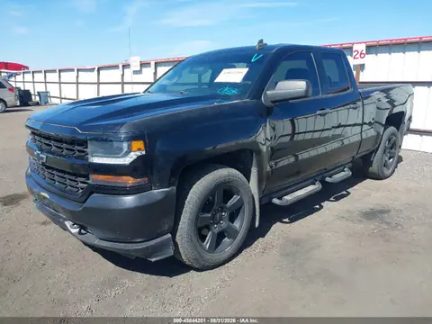 2017 Chevrolet Silverado 1500 Work Truck VIN 1GCVKNEC0HZ261152 фото 2
