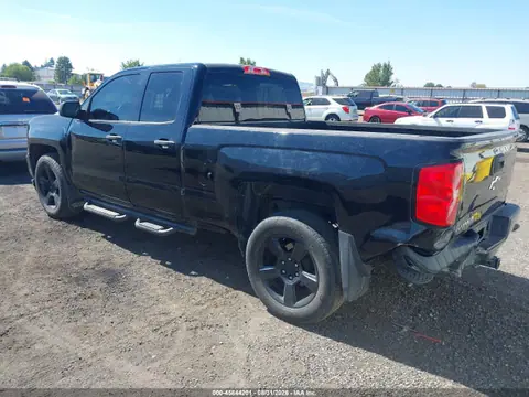 2017 Chevrolet Silverado 1500 Work Truck VIN 1GCVKNEC0HZ261152 фото 3