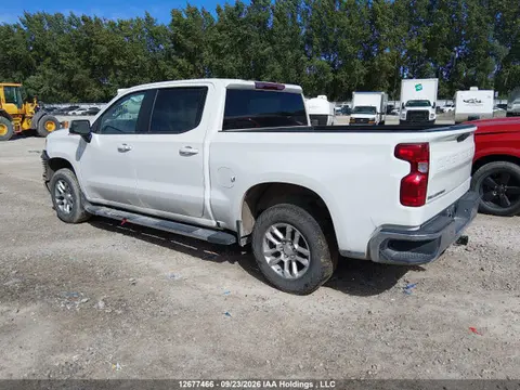 2023 Chevrolet Silverado 1500 VIN 2GCUDDED9P1141978 фото 3