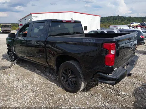 2025 Chevrolet Silverado 1500 VIN 3GCUKCED8SG349446 фото 3