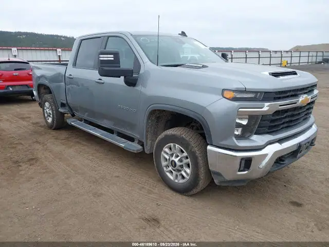 2GC1KNEY9S1221775 — 2025 Chevrolet Silverado 2500HD 4WD Standard Bed LT, Левый и правый бока (Left & Right Side), фото до ремонта
