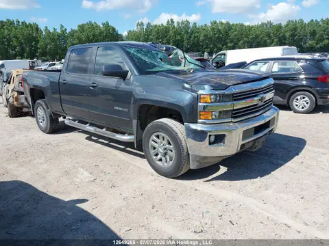 1GC1KVEG6HF243872 — 2017 Chevrolet Silverado 2500HD LT, Передняя часть (Front), фото до ремонта