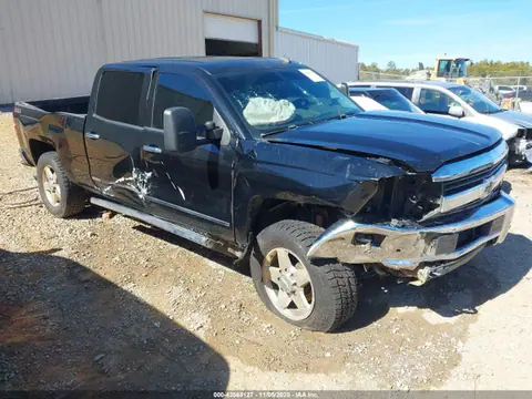 1GC1KWE87FF100389 — 2015 Chevrolet Silverado 2500HD LTZ, Левый бок (Left Side), фото до ремонта