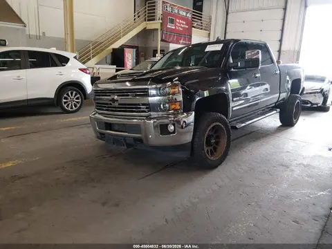 2018 Chevrolet Silverado 2500hd Ltz VIN 1GC1KWEY4JF230560 фото 2