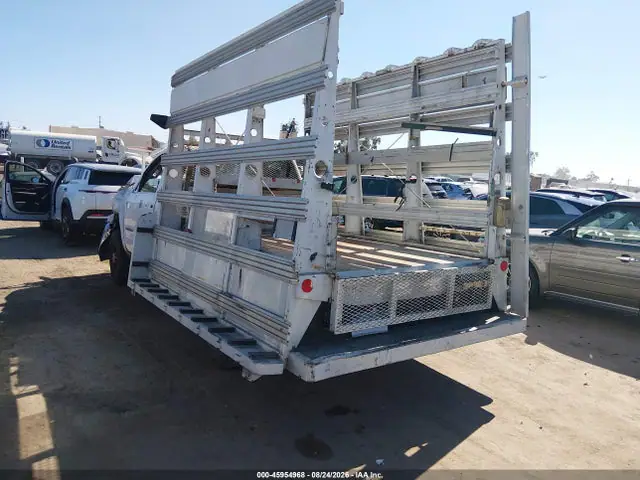 1GB0CUEG8GZ308130 — 2016 Chevrolet Silverado 2500HD Work Truck, фото 3 с аукциона IAAI 14.10.2026, Левый бок