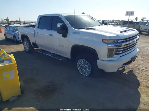 1GC4YRE73NF315755 — 2022 Chevrolet Silverado 2500HD, Передняя часть слева (Left Front), фото до ремонта