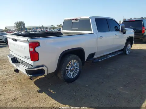 2022 Chevrolet SILVERADO 2500HD VIN 1GC4YRE73NF315755 фото 4