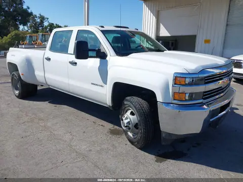 1GC4KYCG8FF124042 — 2015 Chevrolet Silverado 3500HD Wt, Естественный износ (Normal Wear & Tear), фото до ремонта