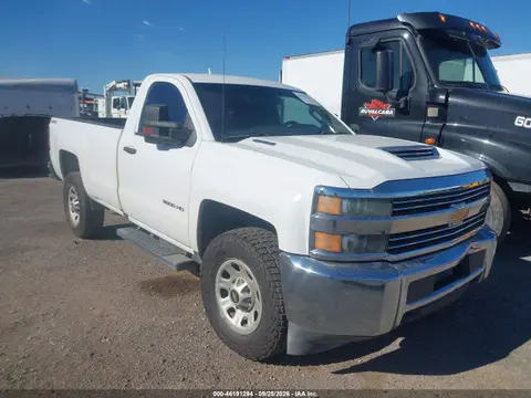 1GC3KYEY5JZ282461 — 2018 Chevrolet Silverado 3500HD Wt, Естественный износ (Normal Wear & Tear), фото до ремонта