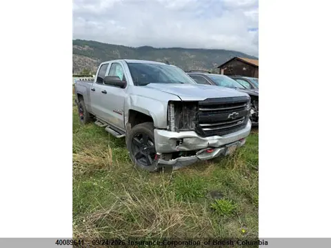 1GCVKREC9JZ273572 — 2018 Chevrolet Silverado K1500 LT, Передняя часть справа (Right Front), фото до ремонта