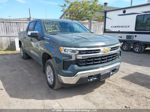 3GCUKDED9SG372823 — 2025 Chevrolet Silverado K1500 LT, Передняя часть (Front), фото до ремонта