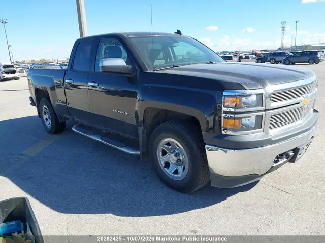 1GCVKPEC5FZ215082 — 2015 Chevrolet Silverado K1500, Град (Hail), фото до ремонта