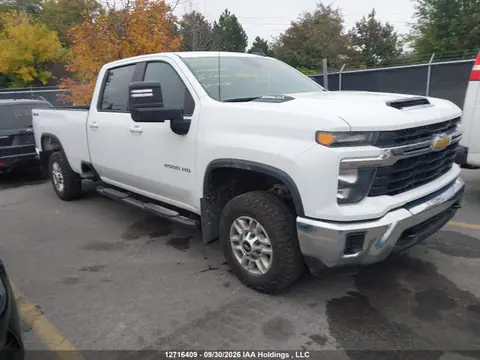 1GC1KNE71TF149908 — 2026 Chevrolet Silverado K2500 Heavy Duty LT, Левый бок (Left Side), фото до ремонта