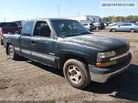 2GCEC19T3X1211353 — 1999 Chevrolet Silverado, Естественный износ, фото до ремонта