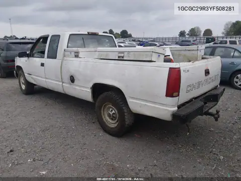 1GCGC29R3YF508281 — 2000 Chevrolet Silverado, фото 4 с аукциона IAAI, Не указано