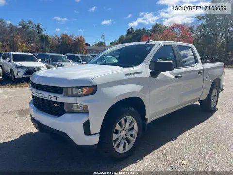 2020 Chevrolet Silverado 1500 4Wd Short Bed Custom VIN 1GCUYBEF7LZ103659 фото 2