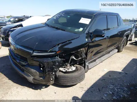 1GC10ZED7SU400606 — 2025 Chevrolet Silverado, фото 2 с аукциона IAAI, Передняя и задняя части