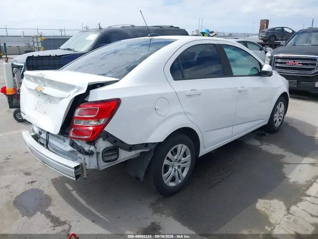 1G1JB5SG4H4114991 — 2017 Chevrolet Sonic LS Auto, фото 4 с аукциона IAAI 30.09.2026, Задняя часть