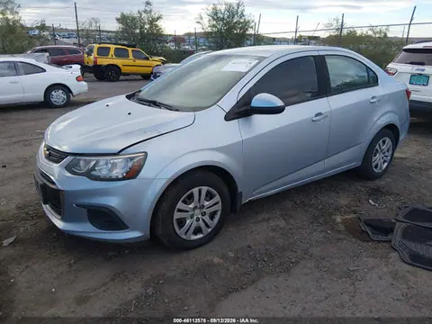 2018 Chevrolet Sonic Ls Auto VIN 1G1JB5SH6J4121147 фото 2
