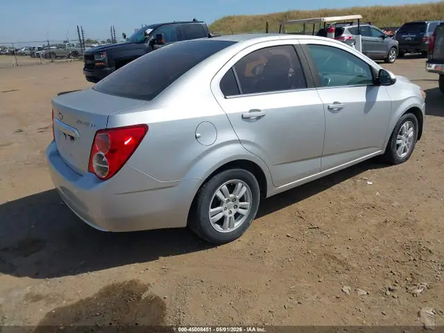 1G1JC5SG9E4104711 — 2014 Chevrolet Sonic LT Auto, фото 4 с аукциона IAAI 14.10.2026, Передняя часть