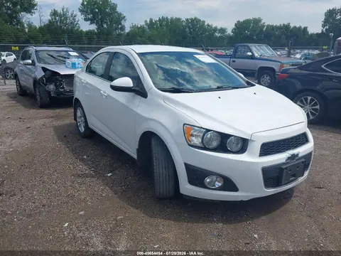 1G1JC5SH4F4209263 — 2015 Chevrolet Sonic LT Auto, Левый бок (Left Side), фото до ремонта