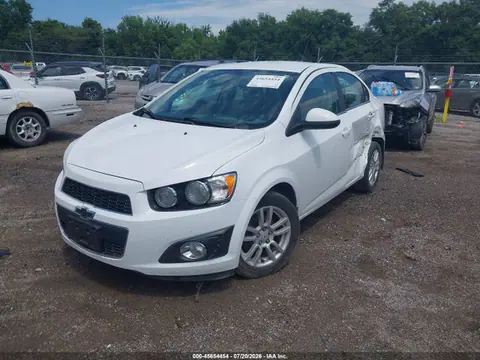 2015 Chevrolet Sonic Lt Auto VIN 1G1JC5SH4F4209263 фото 2