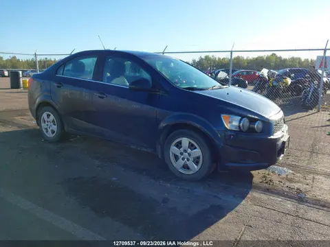 1G1JC5SH1G4178376 — 2016 Chevrolet Sonic LT Auto, Передняя часть (Front), фото до ремонта