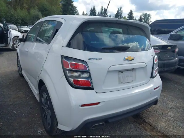 1G1JD6SG7H4117674 — 2017 Chevrolet Sonic LT Auto, фото 3 с аукциона IAAI 30.09.2026, Задняя часть