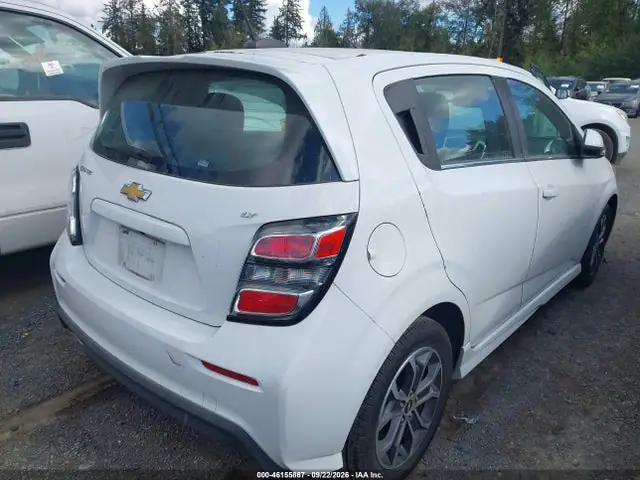 1G1JD6SG7H4117674 — 2017 Chevrolet Sonic LT Auto, фото 4 с аукциона IAAI 30.09.2026, Задняя часть