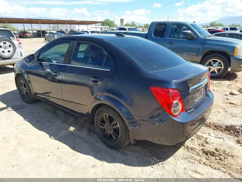 2015 Chevrolet SONIC LT VIN 1G1JC5SH5F4215525 фото 3